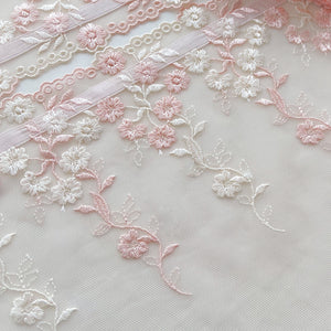 Tulle Lace #393 - Sweet William 7 1/2"