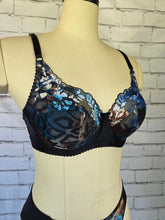 Load image into Gallery viewer, Moon Glow Tulle Lace Bra Kit