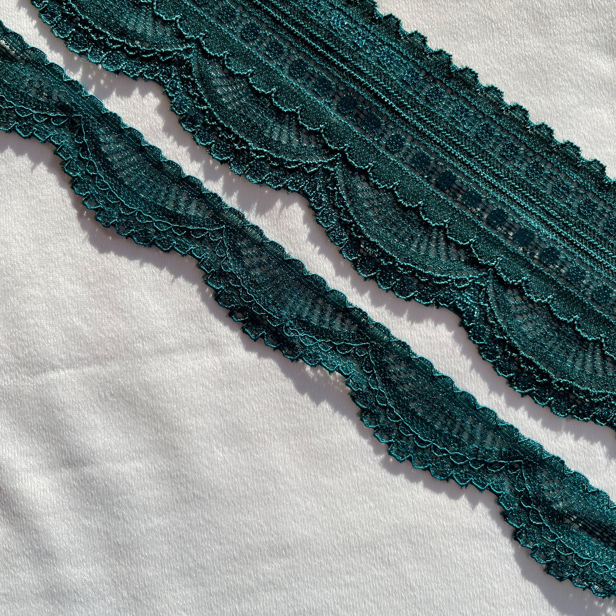 Stretch Lace #205 - 1 1/8