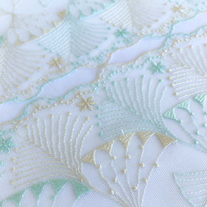 Tulle Lace #403 - Windmill Country 8 1/2"