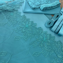 Load image into Gallery viewer, Crystal Jewel Willowdale Bra Kit