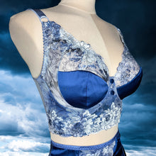 Load image into Gallery viewer, Tempest Lace Bra Kit