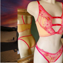 Load image into Gallery viewer, Cabana Lace Bra Kit