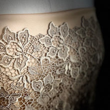 Load image into Gallery viewer, Guipure Lace 102- 12" Majestic
