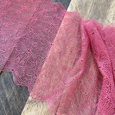 Guipure Style Stretch Lace #3001 - Pretty Wings- 8.5