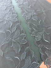 Load image into Gallery viewer, Wintergreen Jewel 10.5&quot; Tulle Lace - #2015