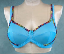 Load image into Gallery viewer, Beverly Johnson's London Class Kit: Make it Your Own