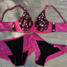 Load image into Gallery viewer, Raspberry Tea Willowdale Bra Kit