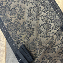 Load image into Gallery viewer, Gold Leaf - The Neutral Collection