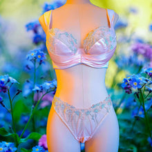 Load image into Gallery viewer, Spring Fever Lace Bra Kit