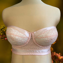 Load image into Gallery viewer, Bra Bee Laces