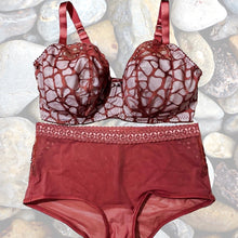 Load image into Gallery viewer, Cinnamon Stick Lace Bra Kit