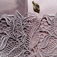 Load image into Gallery viewer, Guipure Lace 103- 7&quot; Elvyn