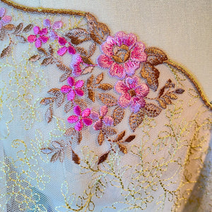 Tulle Lace 111A - 8" Bold and Dramatic