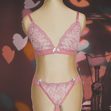 Load image into Gallery viewer, Heartstrings Lace Bra Kit