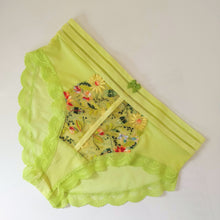 Load image into Gallery viewer, Lime Blossom Bra and Panty Kit