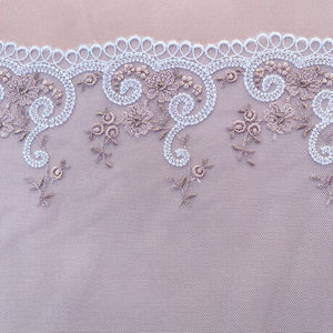 Tulle Lace 132- 7 3/8" Rosebud